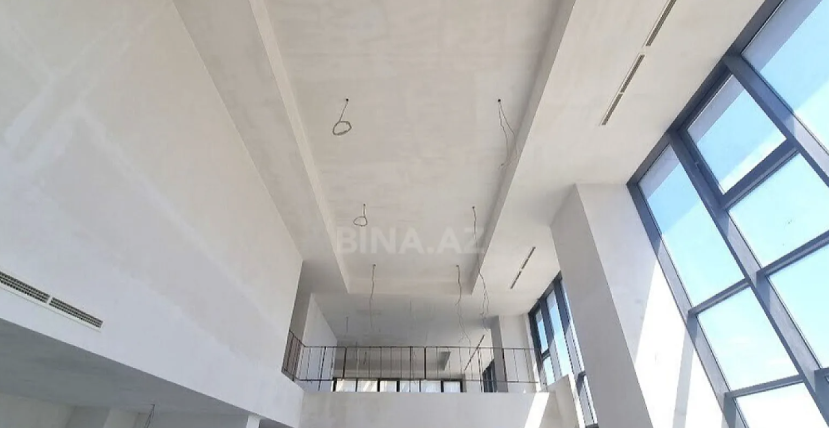 Bakıda 9 milyona təmirsiz mənzil satılır (FOTO)